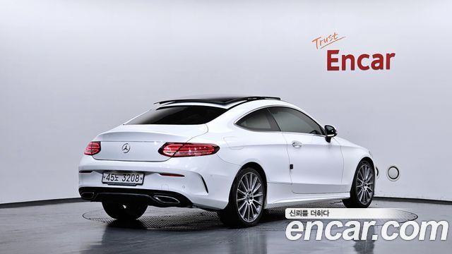 Mercedes-Benz C-Class (W205) C220 d 4MATIC Coupe 2019 — фото 2