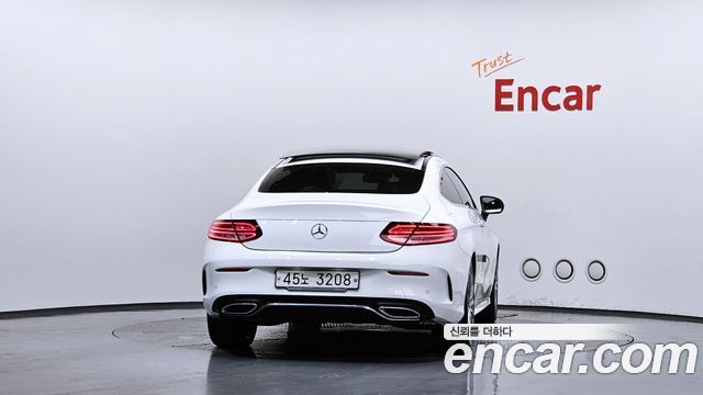 Mercedes-Benz C-Class (W205) C220 d 4MATIC Coupe 2019 — фото 4
