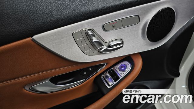 Mercedes-Benz C-Class (W205) C220 d 4MATIC Coupe 2019 — фото 30
