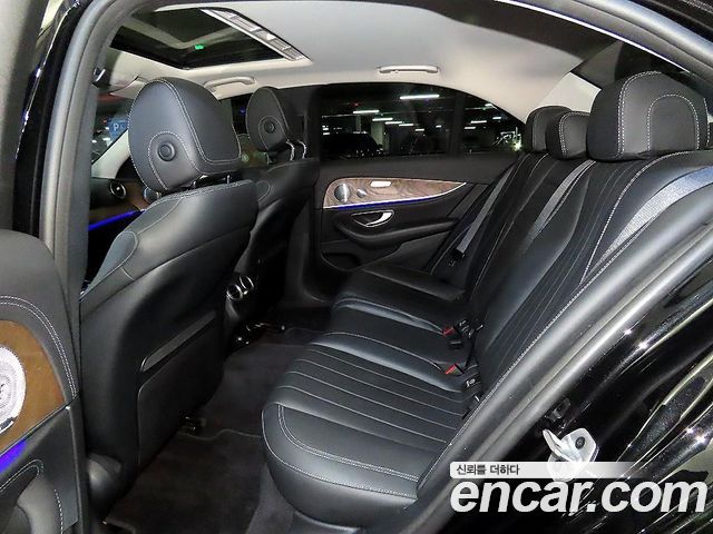 Mercedes-Benz E-Class (W213) E300 4MATIC Exclusive 2020 — фото 7