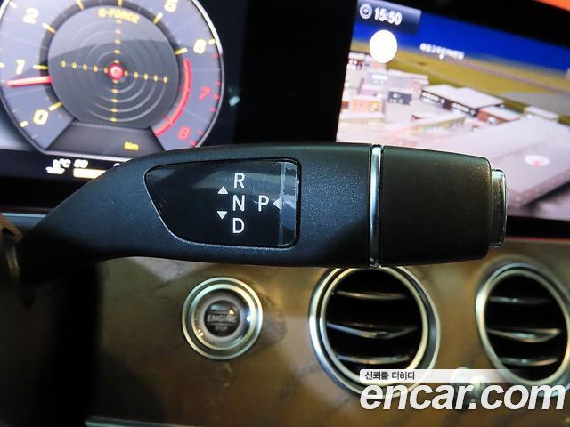 Mercedes-Benz E-Class (W213) E300 4MATIC Exclusive 2020 — фото 12