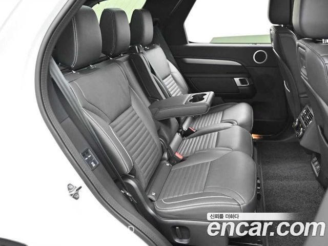 Land Rover Discovery 5 P360 Dynamic HSE 2024 — фото 16