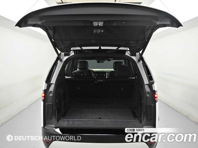 Land Rover Discovery 5 P360 Dynamic HSE 2024 — фото 23