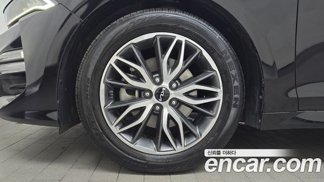 Kia K5 (III) 2.0 Noblesse 2023 — фото 5