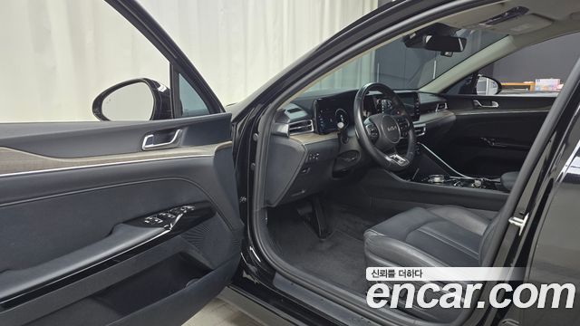 Kia K5 (III) 2.0 Noblesse 2023 — фото 10