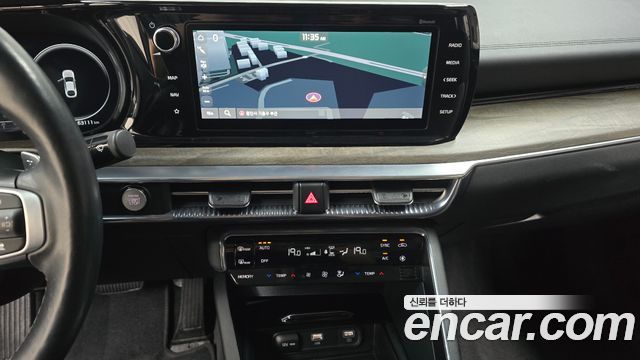 Kia K5 (III) 2.0 Noblesse 2023 — фото 14