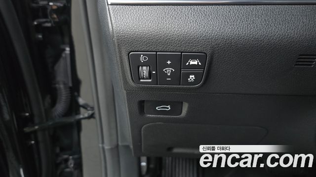 Kia K5 (III) 2.0 Noblesse 2023 — фото 18