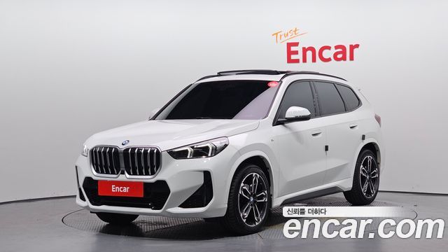 BMW X1 (U11) xDrive 20i M Sport 2025 — фото 1
