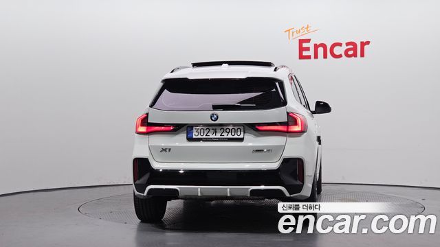 BMW X1 (U11) xDrive 20i M Sport 2025 — фото 4