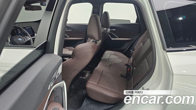 BMW X1 (U11) xDrive 20i M Sport 2025 — фото 12