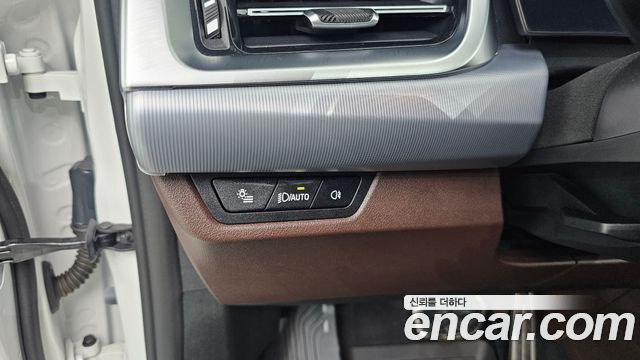 BMW X1 (U11) xDrive 20i M Sport 2025 — фото 29