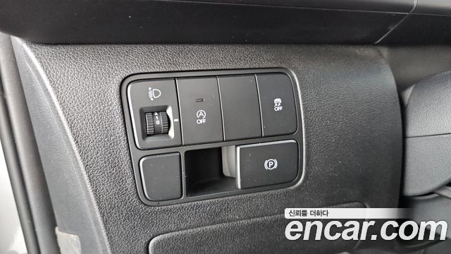 Hyundai Staria Cargo 3-Seater Smart 2022 — фото 16