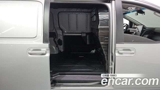 Hyundai Staria Cargo 3-Seater Smart 2022 — фото 19