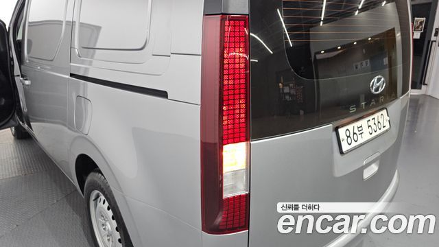 Hyundai Staria Cargo 3-Seater Smart 2022 — фото 23