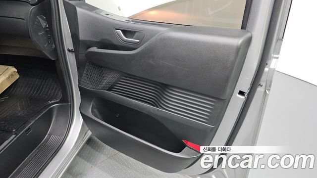 Hyundai Staria Cargo 3-Seater Smart 2022 — фото 25