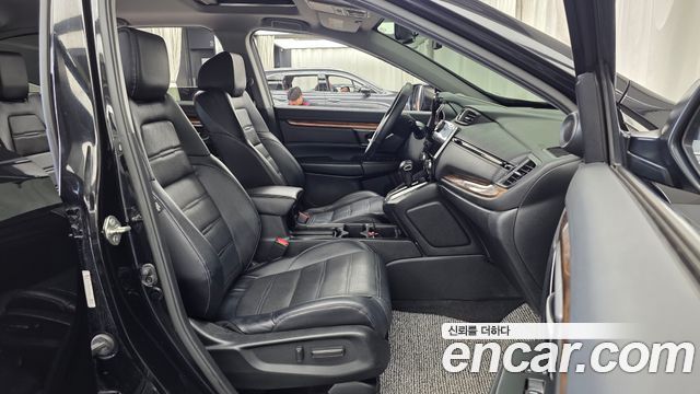 Honda CR-V (V) 1.5 Touring 4WD 2017 — фото 11