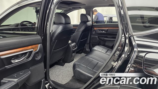 Honda CR-V (V) 1.5 Touring 4WD 2017 — фото 26