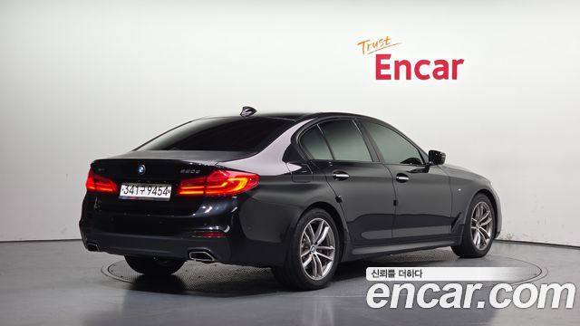 BMW 5 Series (G30) 520d xDrive M Sport Package Plus 2017 — фото 2
