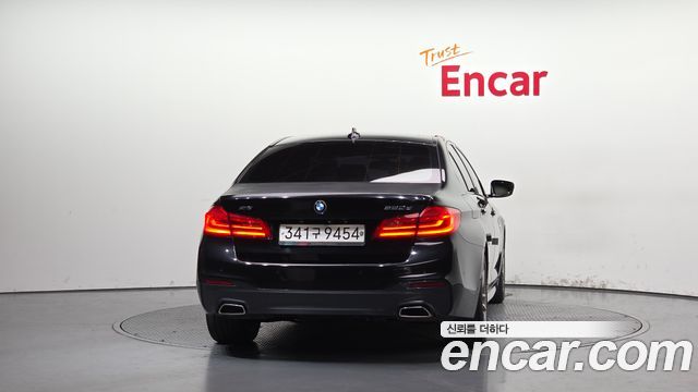 BMW 5 Series (G30) 520d xDrive M Sport Package Plus 2017 — фото 4