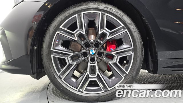BMW 5 Series (G60) 530i xDrive M Sport Pro Special Edition 2026 — фото 5