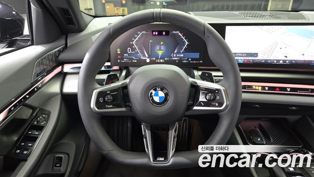 BMW 5 Series (G60) 530i xDrive M Sport Pro Special Edition 2026 — фото 13