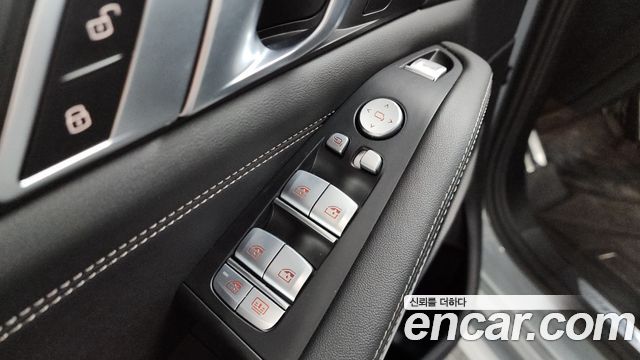 BMW X7 (G07) M60i xDrive M sport 6STR 2024 — фото 30