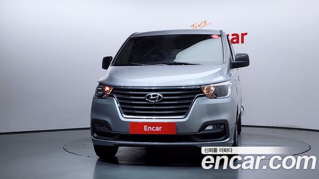 Hyundai Grand Starex Van 3-Seater Smart 2021 — фото 3