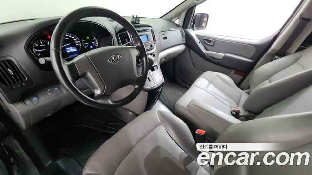 Hyundai Grand Starex Van 3-Seater Smart 2021 — фото 7