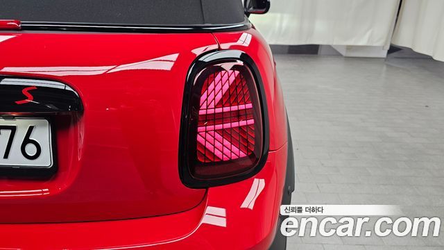 MINI Cooper S Convertible (IV) Favoured 2025 — фото 23