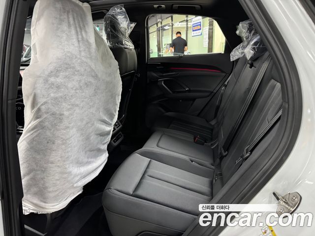 Audi Q5 (80A) 45 TFSI Quattro Sportback S Line Black Edition 2025 — фото 18