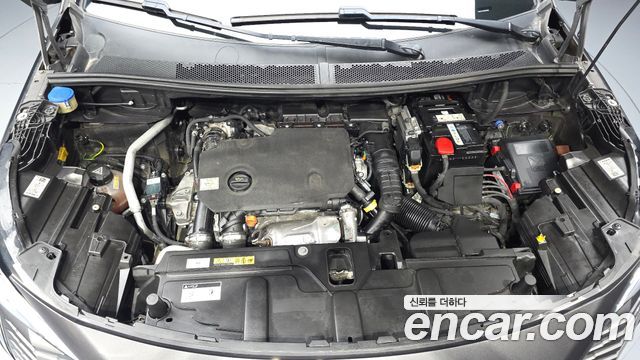 Peugeot 5008 (II) 1.5 BlueHDi GT 2021 — фото 6