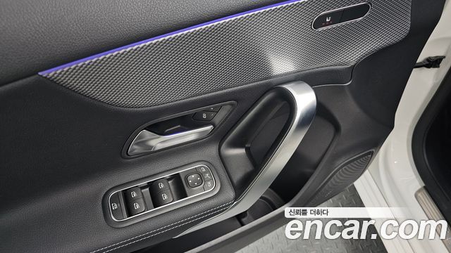 Mercedes-Benz A-Class (W177) A220 Hatchback 2022 — фото 19