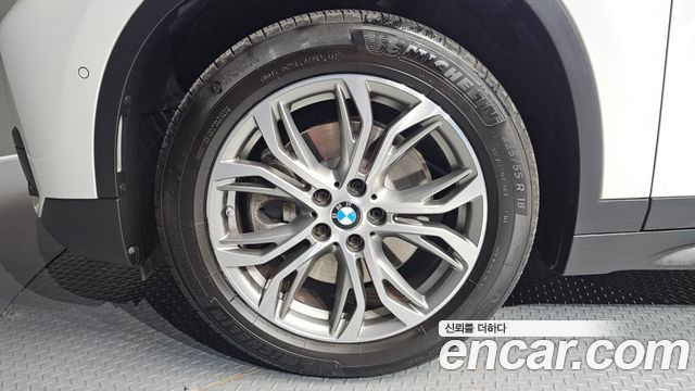 BMW X1 (F48) xDrive 20d 2016 — фото 5