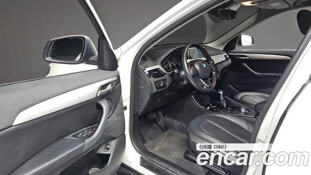 BMW X1 (F48) xDrive 20d 2016 — фото 10