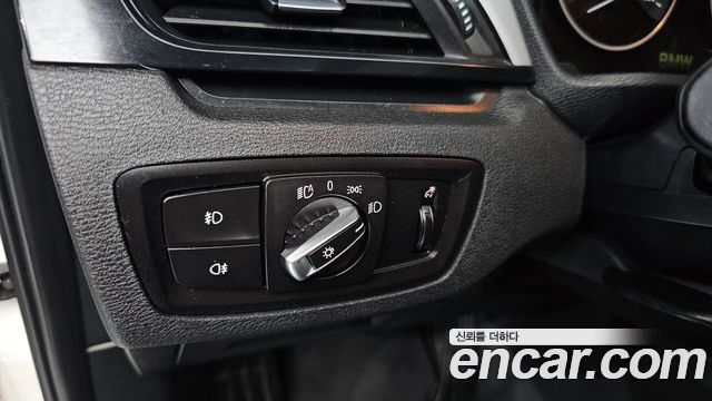 BMW X1 (F48) xDrive 20d 2016 — фото 13