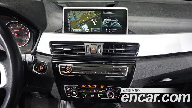 BMW X1 (F48) xDrive 20d 2016 — фото 17