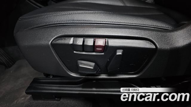 BMW X1 (F48) xDrive 20d 2016 — фото 19