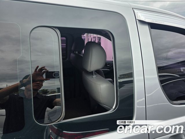 Hyundai Grand Starex Van 5-Seater Modern 2021 — фото 15