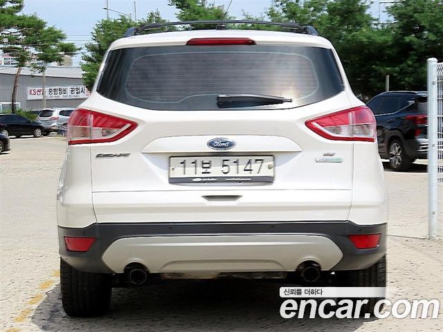 Ford Escape 1.6 3rd 2015 — фото 4