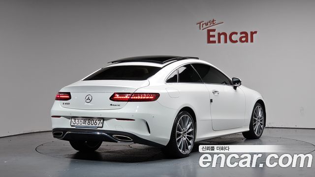 Mercedes-Benz E-Class (W213) E450 4MATIC Coupe 2023 — фото 2
