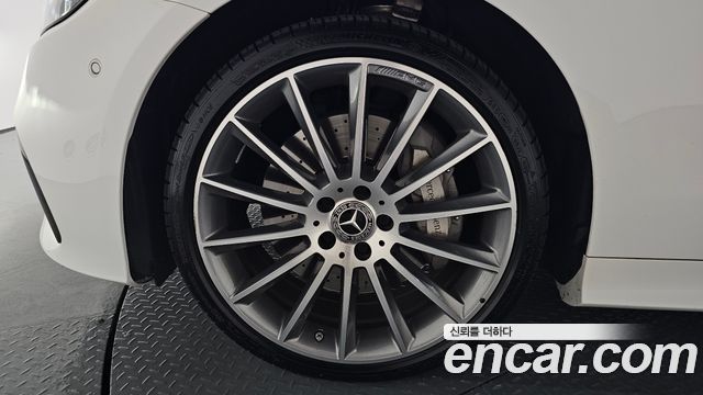 Mercedes-Benz E-Class (W213) E450 4MATIC Coupe 2023 — фото 5