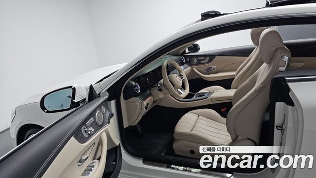 Mercedes-Benz E-Class (W213) E450 4MATIC Coupe 2023 — фото 10