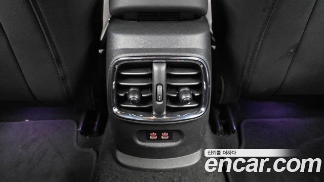 MINI Cooper Clubman Classic 2nd 2023 — фото 19