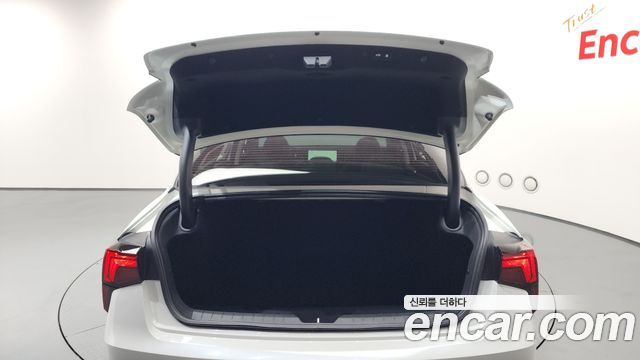 Kia K5 (III) 1.6 Turbo Noblesse 2024 — фото 18
