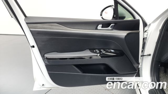 Kia K5 (III) 1.6 Turbo Noblesse 2024 — фото 24