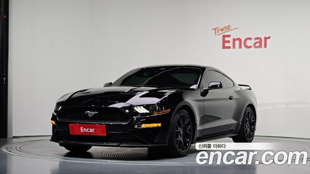 Ford Mustang Coupe