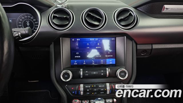 Ford Mustang Coupe 2022 — фото 14