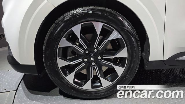 Kia Carnival (IV) Diesel 7-Seater Signature 2021 — фото 5