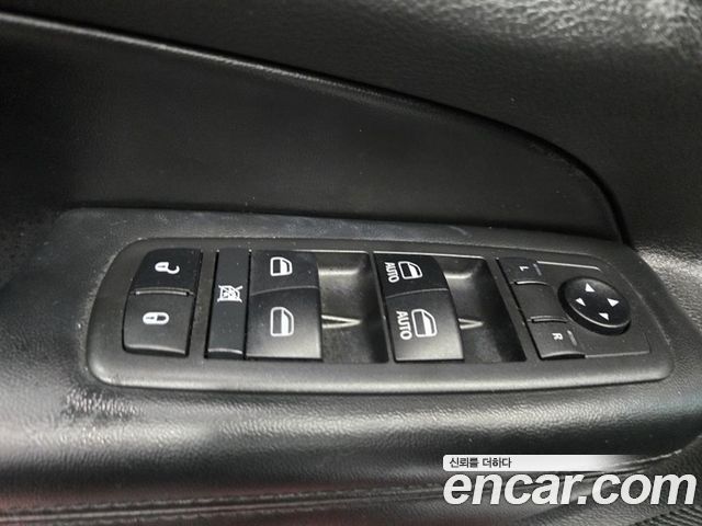 Jeep Grand Cherokee 3.6 Limited WK2 2019 — фото 22