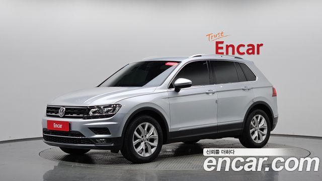 Volkswagen Tiguan (II) 2.0 TDI Premium 2020 — фото 11